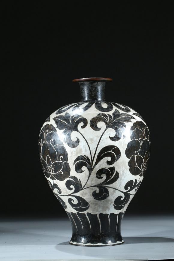 民国铜胎白地黑花仿磁州窑梅瓶