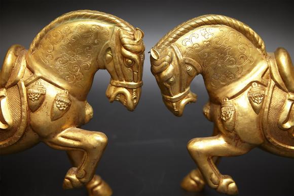 铜鎏金马_ 铜鎏金马估价_ 铜鎏金马高清大图_易拍