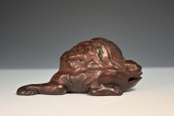 明代黄杨木根雕金蟾