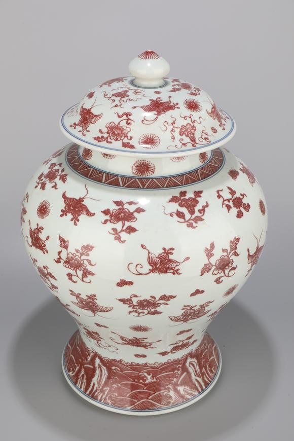 日本松町古美矾红彩蝶将军罐