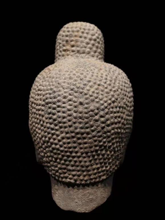 aqingzhoustoneheadofbuddha