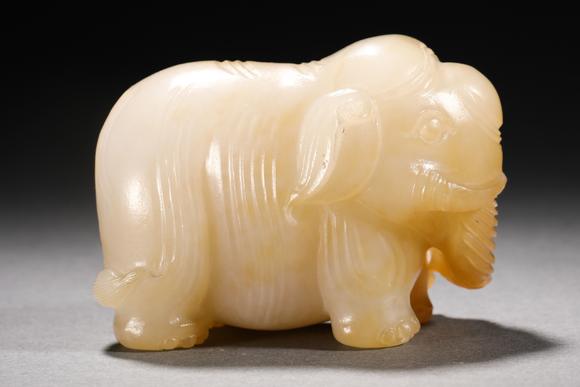 清代和田玉玉象