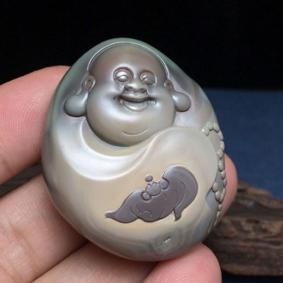 玛瑙阿拉善玉弥勒佛福在眼前吊坠