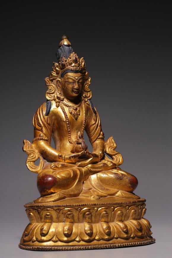 清代铜鎏金无量寿佛坐像