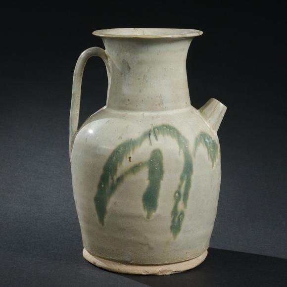 长沙窑绿釉执壶