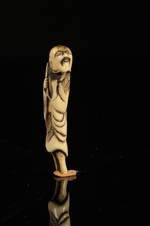 日本18世纪江户时代的虾蟇仙人牙雕