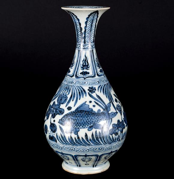 元青花鱼藻纹玉壶春瓶