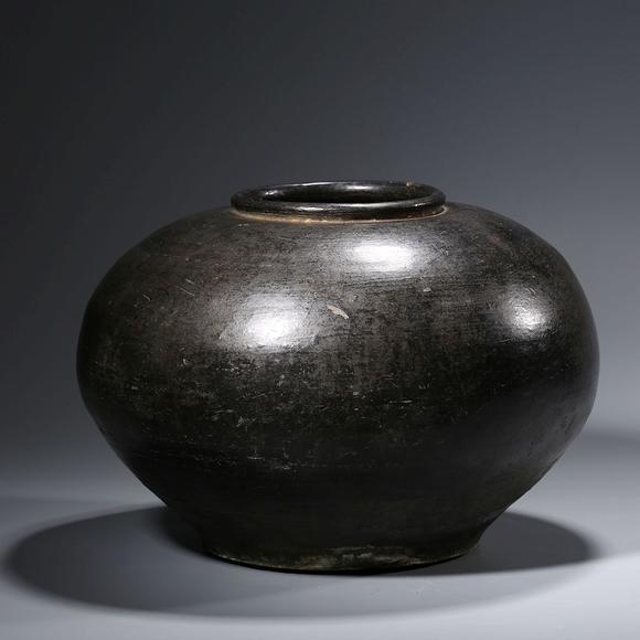 元 黑釉罐