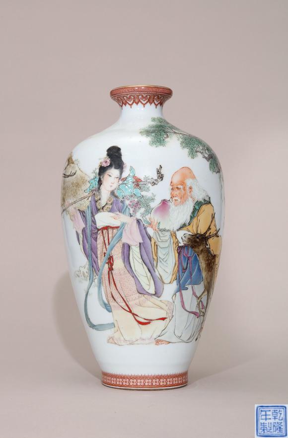 1960年代王隆夫粉彩麻姑寿星图梅瓶