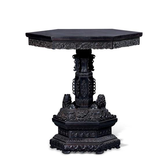 紫檀雕云龙纹百灵台