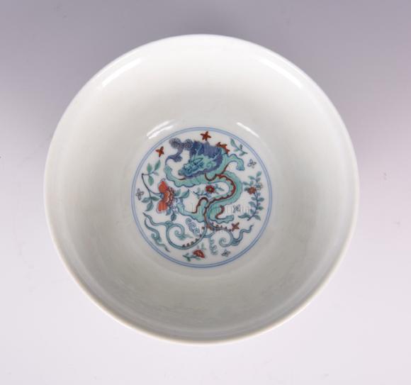 清康熙斗彩龙纹碗大清康熙年制doucaidragonbowl