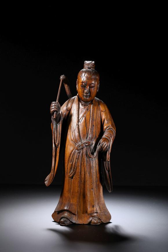 明黄杨木吕洞宾像