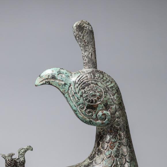 aphoenixbirdbronzezun回首凤鸟青铜尊