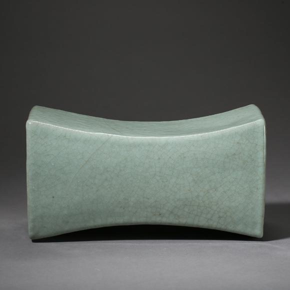 中国古代青瓷枕头ancientchineseceladonpillow