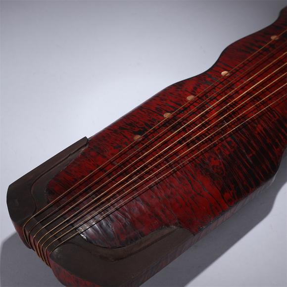 清手工髹漆衡阳王款凤势式古琴