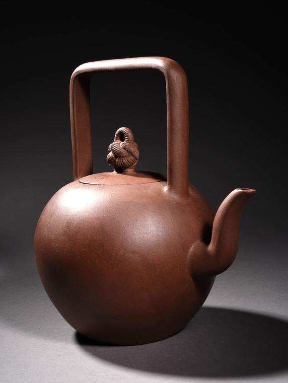 紫砂天球大提梁壶achinesepurplesandhandledpot